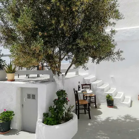 Apartmán Natives' View & Pýrgos