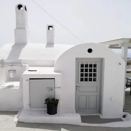 Apartment Natives' View & Pyrgos Kallistis